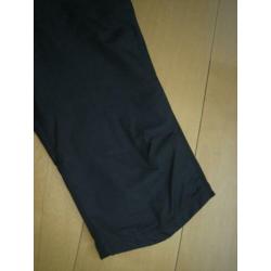 Zeer mooie zwarte 3/4 sportbroek NIKE 38 snazzeys