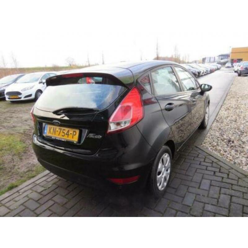 Ford Fiesta 1.5 TDCi Style Ultimate Lease Edition Navi Airco
