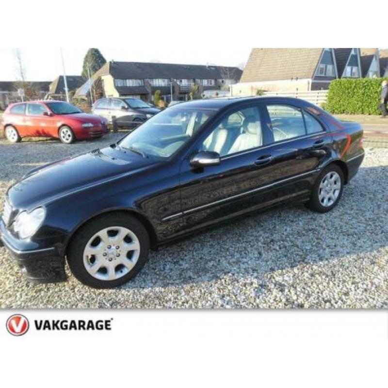Mercedes-Benz C-klasse 200 CDI Elegance nette auto, trekhaak