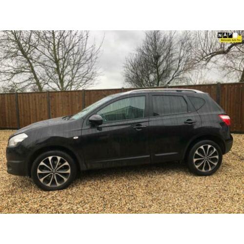 Nissan Qashqai 1.6 Connect Edition Panorama & Navi