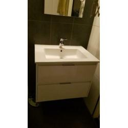 Opbouw keramiek wastafel