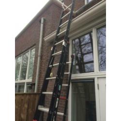 Driedelige Altrex ladder te koop