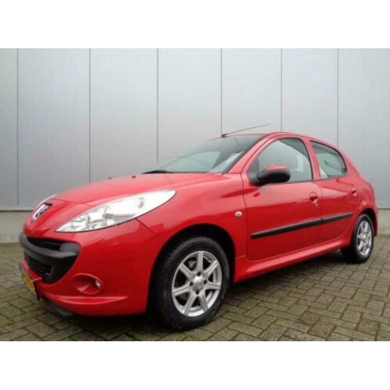 Peugeot 206+ 1.1 XS 5DRS LMV 83DKM (bj 2009)