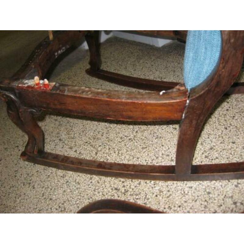 Brocante Louis IV schommelstoel opknapper
