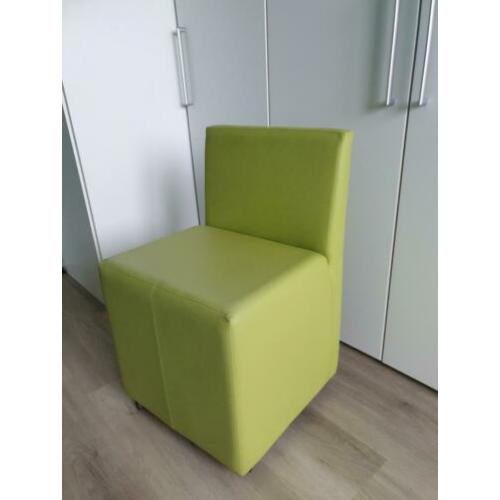 Leuk, verrijdbare stoel in leatherlook, kleur lime / mintgro