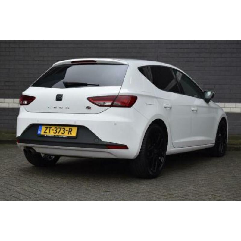 Seat Leon 1.8 TSI DSG 180PK / Navi / Clima / LED