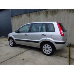Ford Fusion 1.4-16V Champion airco, trekhaak
