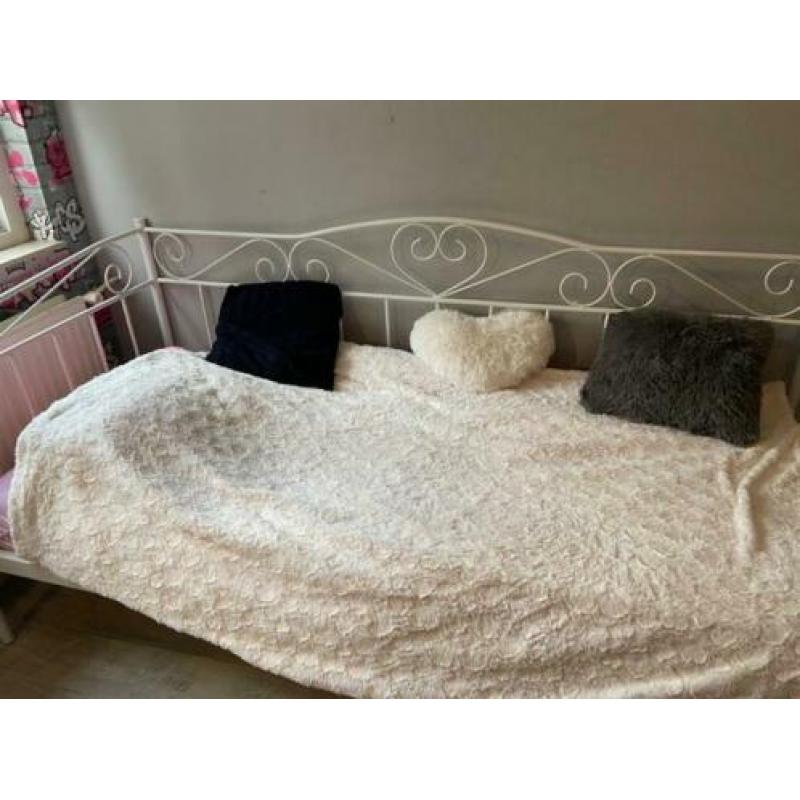 Bed Sofabed Bedbank 90x200 voor een meisje
