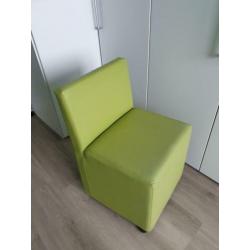 Leuk, verrijdbare stoel in leatherlook, kleur lime / mintgro