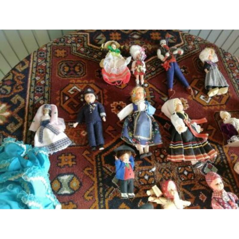 klederdrachtpoppen diversen