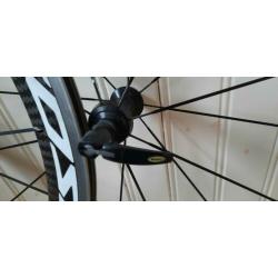 Te koop; Mavic Cosmic Pro Carbon wielset.