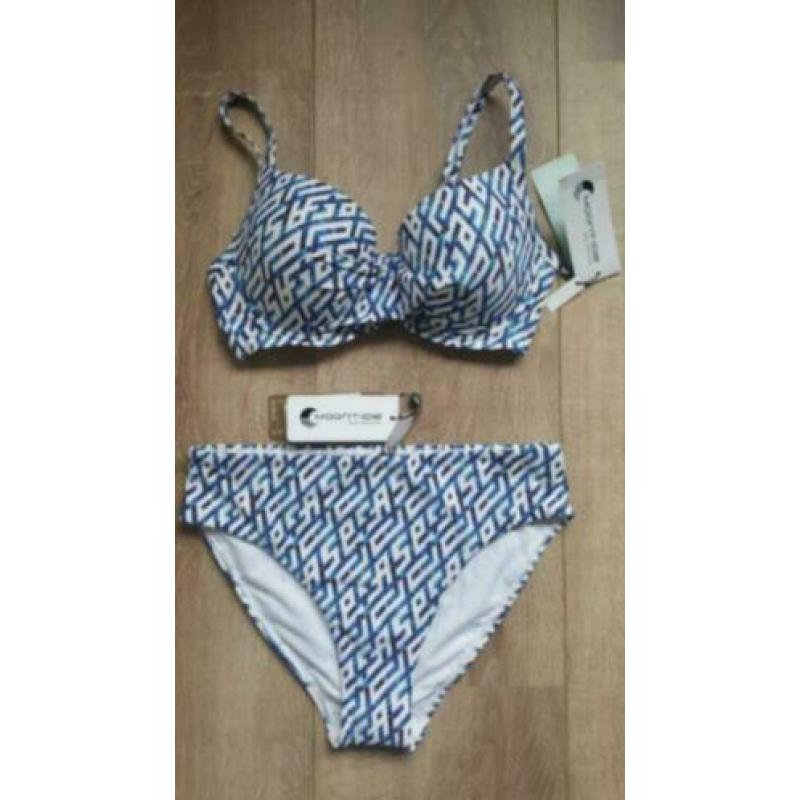 Partij zwemkleding MOONTIDE 10 stuks