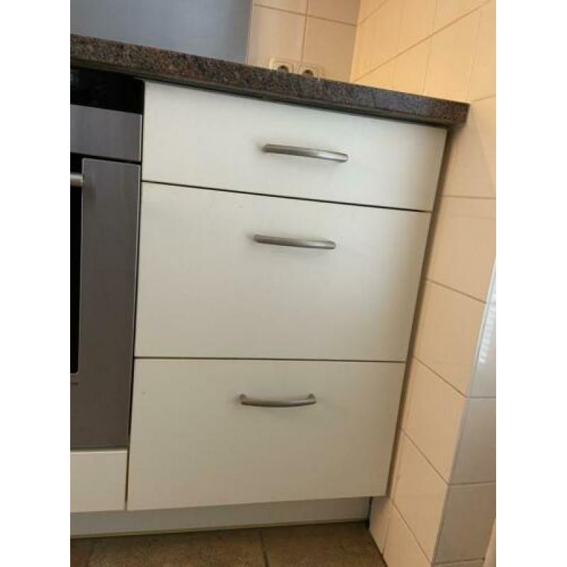 Volledige (hoek) keuken