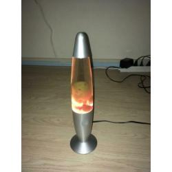 Lavalamp Groen met Rode Gloed