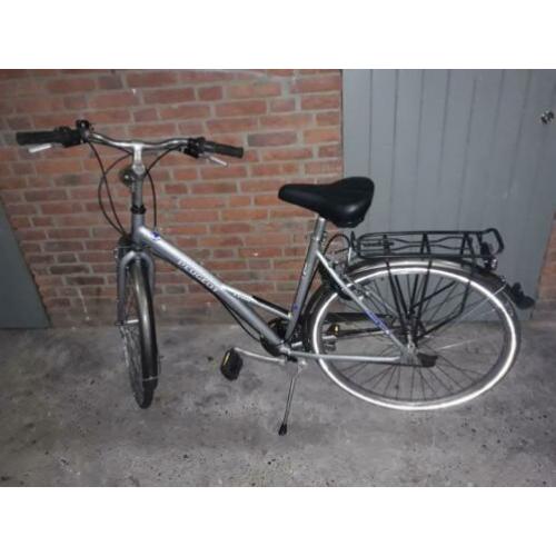 Peugeot Lyon  dames fiets met 7x3 versnellingen