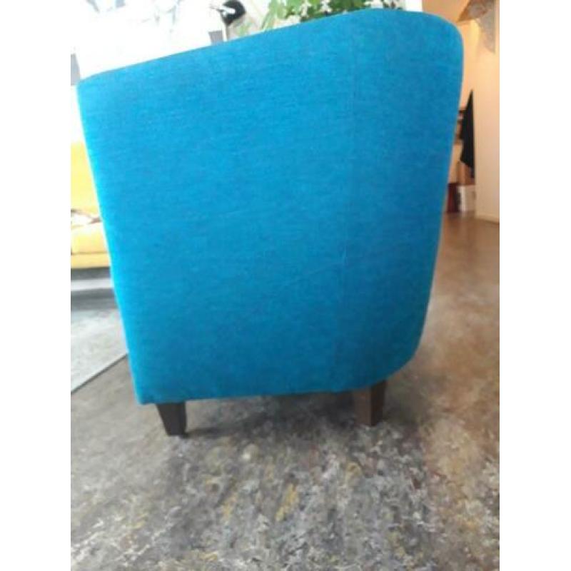 2 prachtige blauw/groene merk fauteuiltjes met d bruine poot