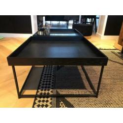 2x WOOOD Dexter salontafels / 2 wkn oud / 65x65 cm / 35 hoog