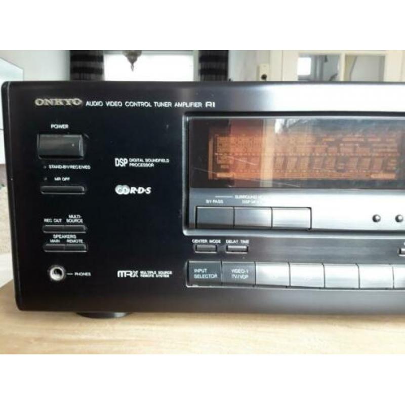 Onkyo Receiver + CD Wisselaar + Speakers