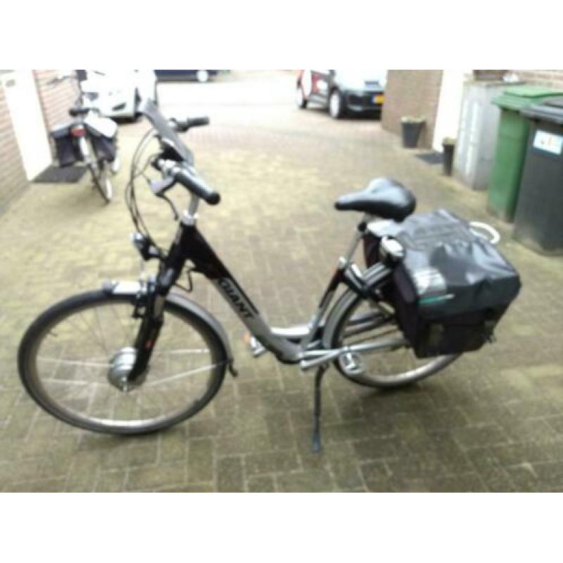 Giant twist power 36 volt / 2 accu’s / Heel weinig kilometer