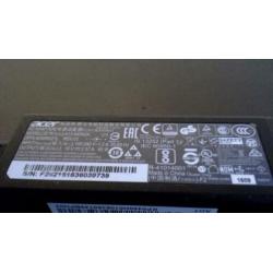 Acer lader / adapter