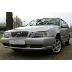 Volvo V70 2.5T | 193pk | Classic | Dealer | Youngtimer |