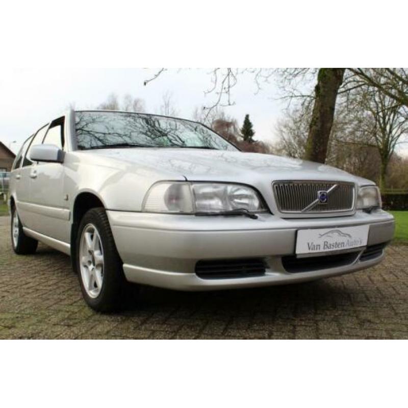 Volvo V70 2.5T | 193pk | Classic | Dealer | Youngtimer |