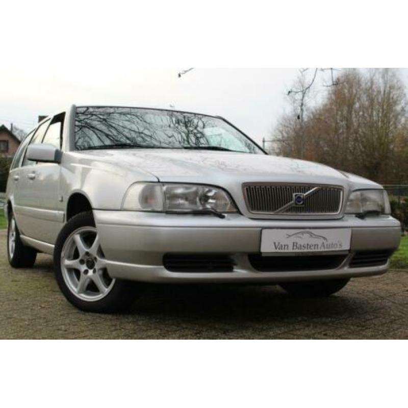 Volvo V70 2.5T | 193pk | Classic | Dealer | Youngtimer |
