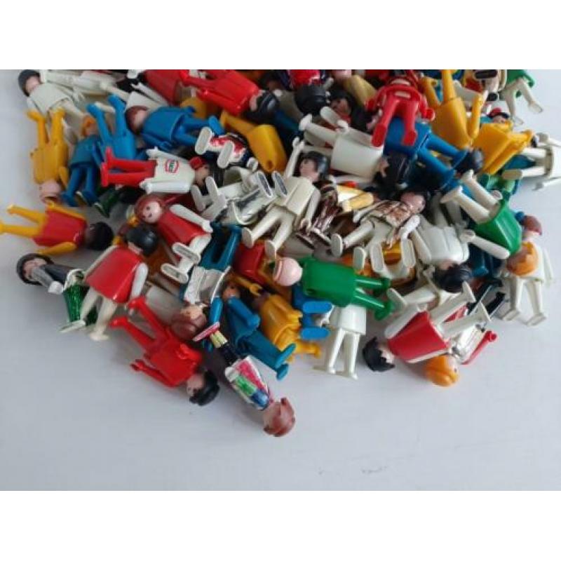 Partij 90 vintage Playmobil poppetjes figuren
