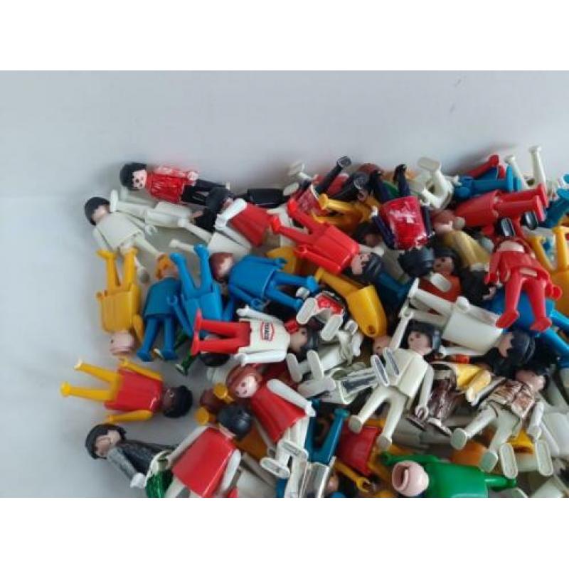 Partij 90 vintage Playmobil poppetjes figuren