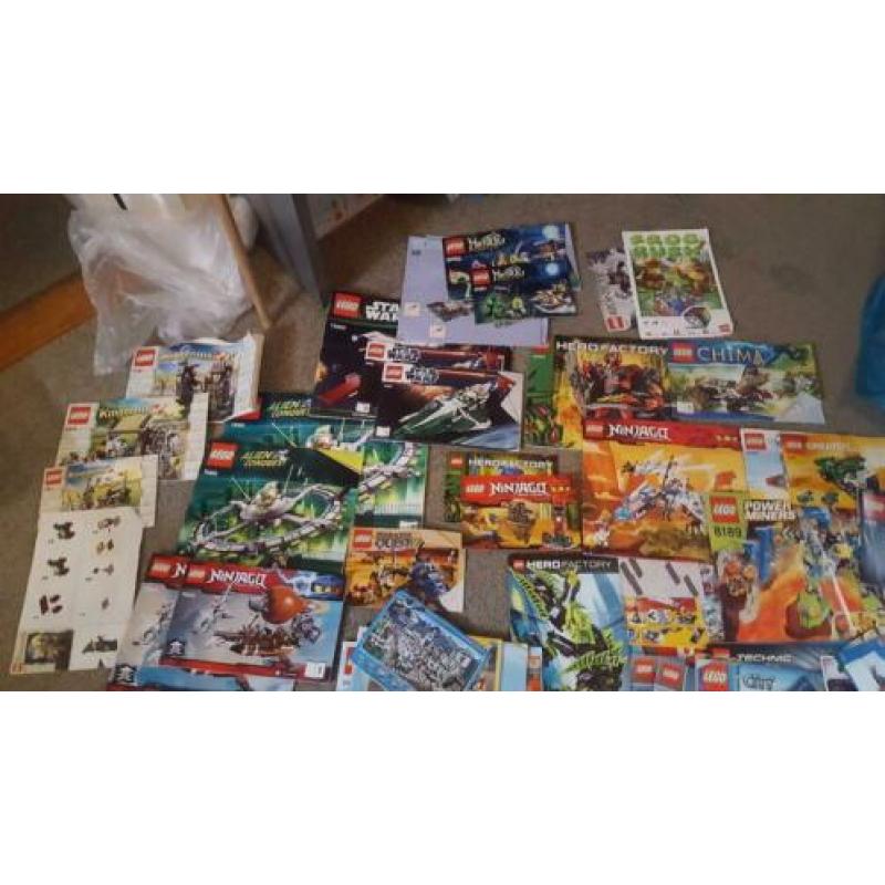 Lego bouwboekjes diverse series star wars city castle etc.