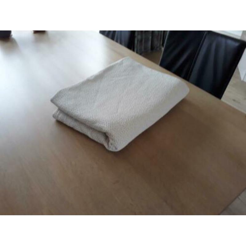 Deken sprei crème beige hotel kwaliteit, 170 x 280 GOED DOEL