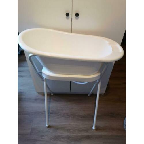 Complete baby badje set + tummy tub