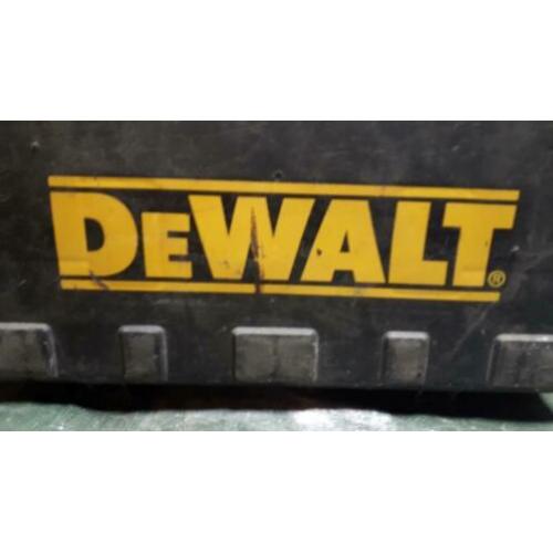 Hand cirkelzaag op accu van DeWalt