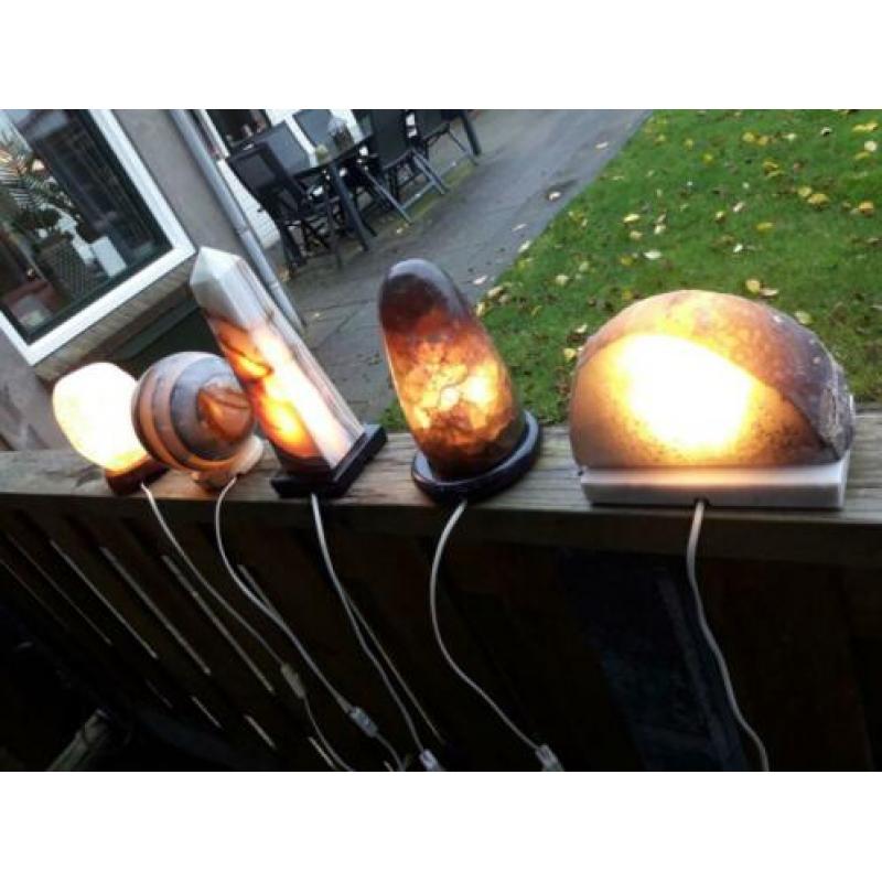 5 Mineraal stenen met lacht, 2 Fluorriet 2Bergkristal Agaat.