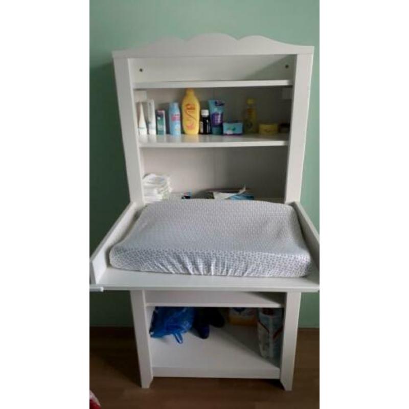 Volledige kinderkamer van Ikea