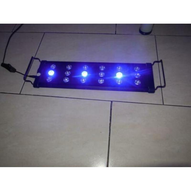 uitschuifbare ledbalk 50 tot 75cm (15 wit led - 3 blauw)