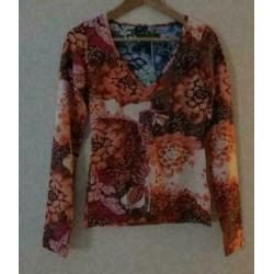 Oilily oranje top met bloemen maat S