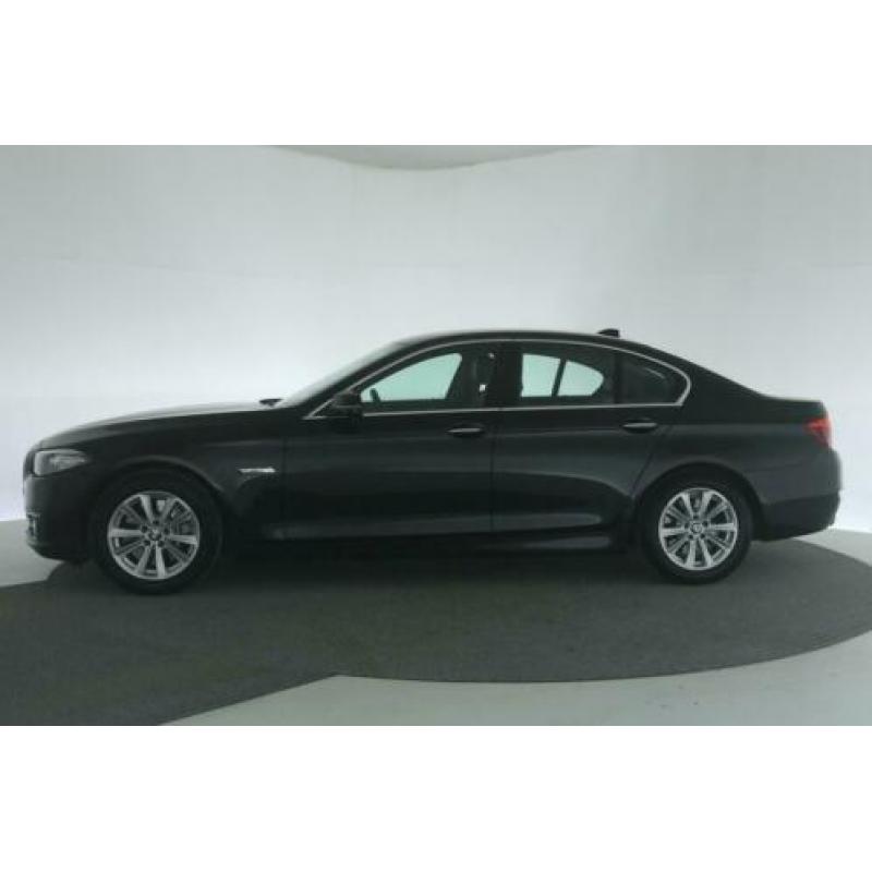 BMW 5 Serie 528i High Executive Luxury Aut. [ xenon leder na