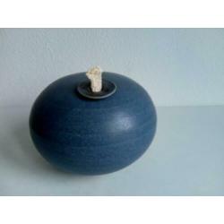 Olielampje. Blauw aardewerk. Egbert Lochem. Mooie staat.