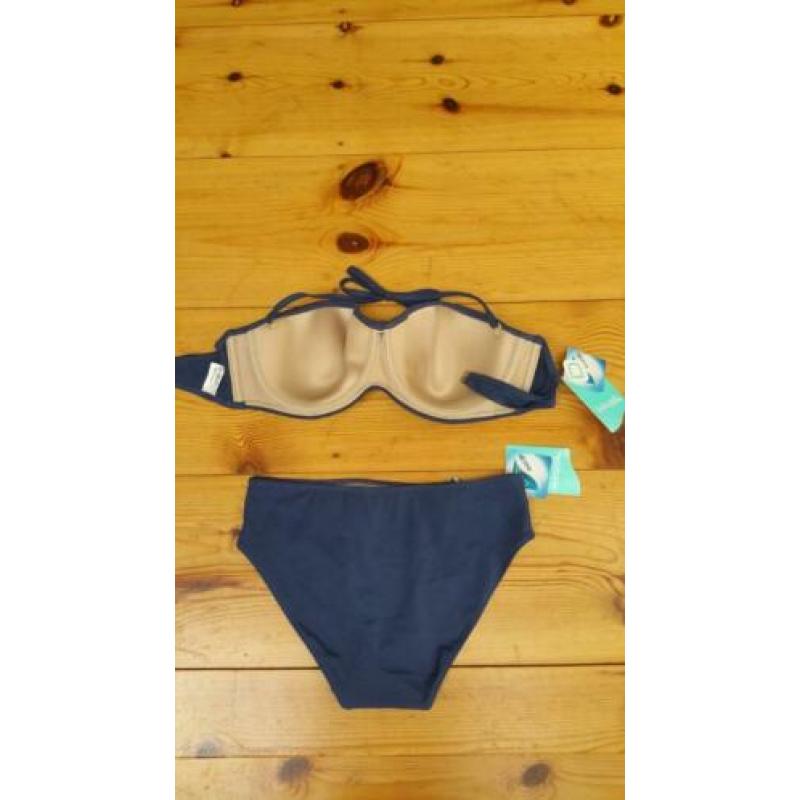 Blauwe bikini 85D/38. Selmark/Spanje.