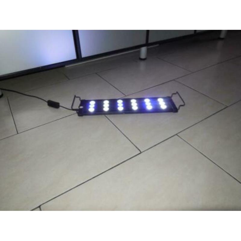 uitschuifbare ledbalk 50 tot 75cm (15 wit led - 3 blauw)