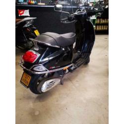 Vespa S met schade