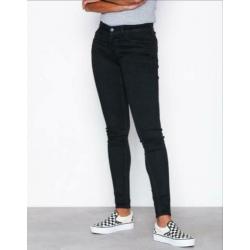 Levis 710 superskinny stretch MT 32