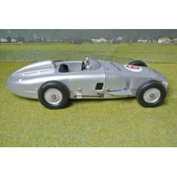 Märklin 81102 Mercedes-Benz W 196 "Hans Hermann" Silberpfeil