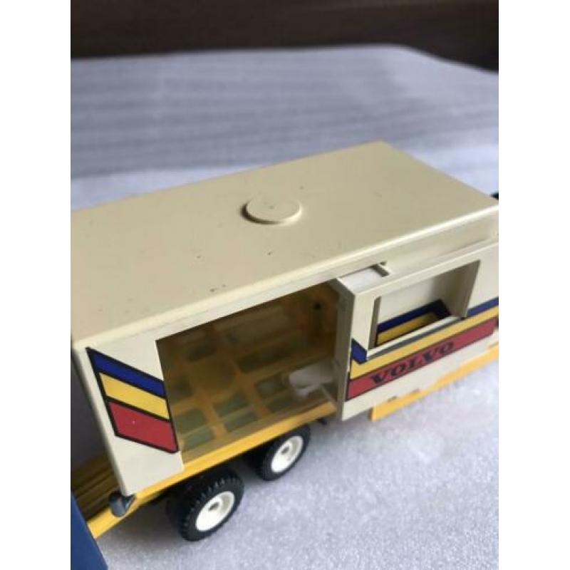 Siku Truck Racing .