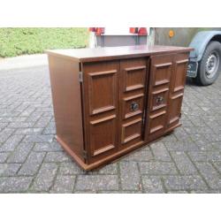 vintage tv kastje
