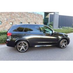 BMW X5 M50d Pano, Headup, Softclose. (bj 2015, automaat)