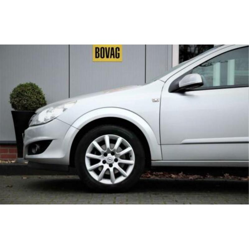 Opel Astra 1.6 Temptation AIRCO, CRUISE. LM VELGEN, TREKHAAK
