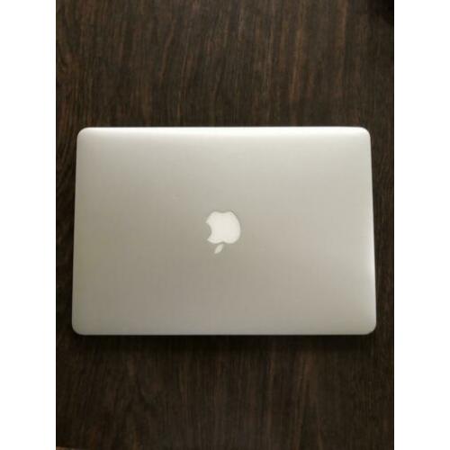 MacBook Air 2015 1,6 dual core i5 8 gb werkgeheugen