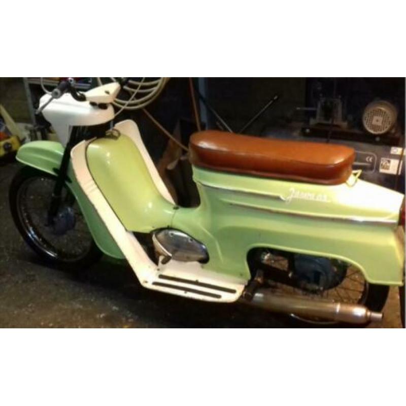 Jawa 05 in oreginele lak
